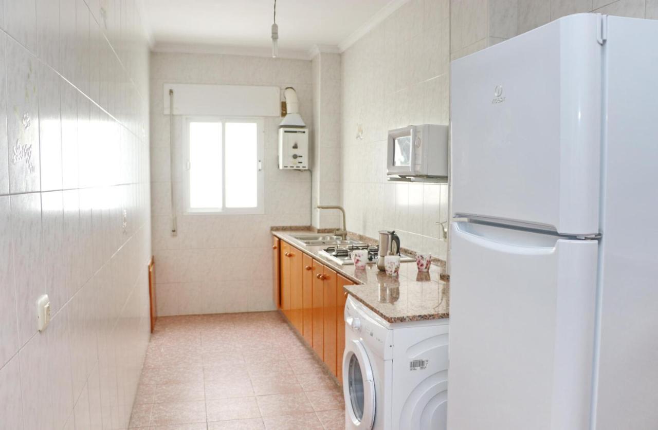 Apartamento Violeta Conil โกนิล เด ลาฟรอนเตรา ภายนอก รูปภาพ