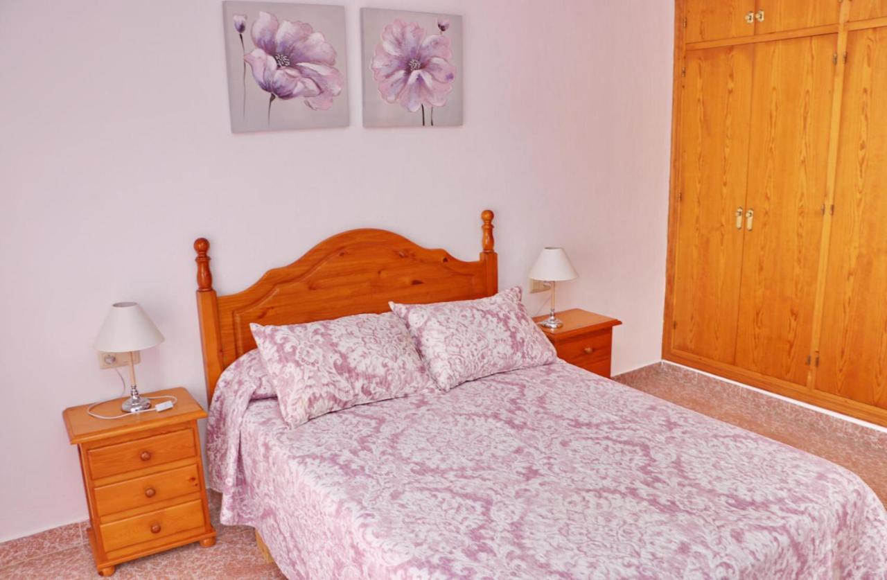 Apartamento Violeta Conil โกนิล เด ลาฟรอนเตรา ภายนอก รูปภาพ