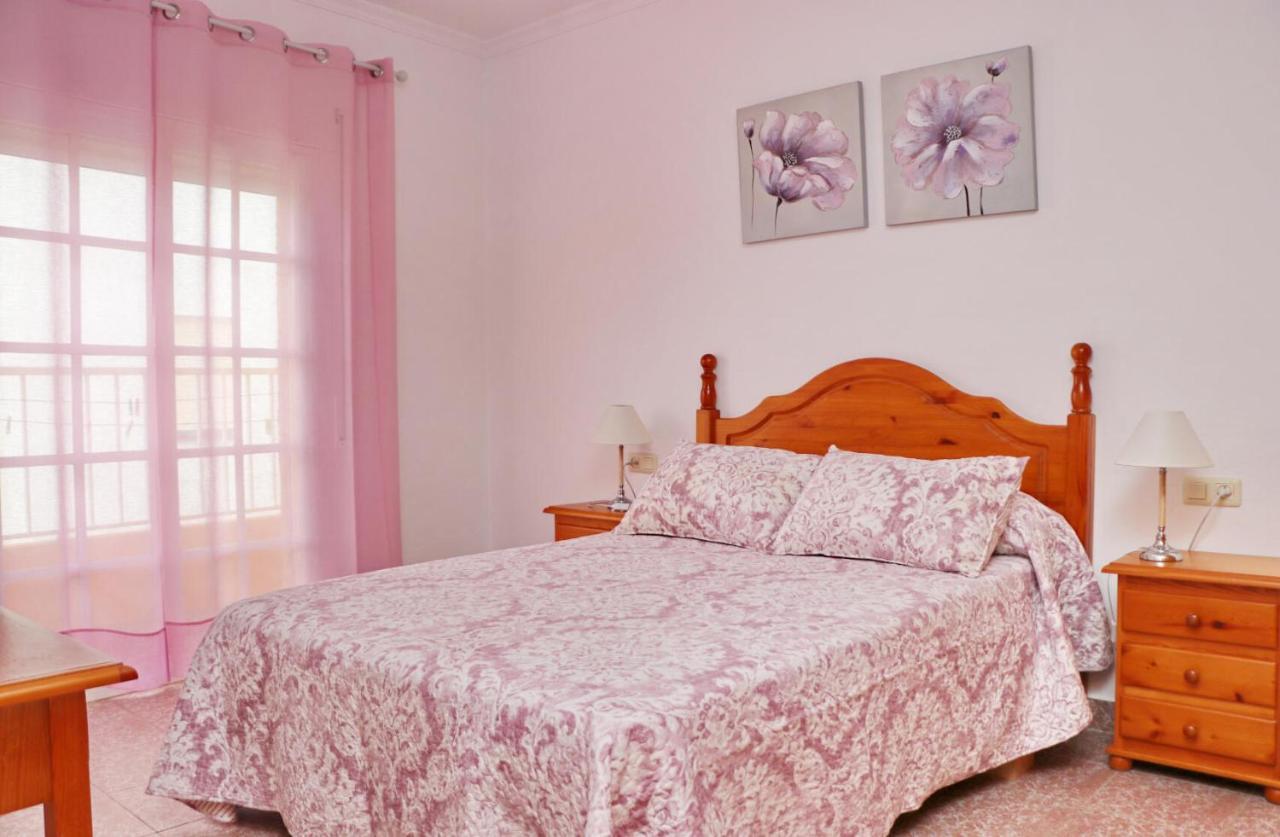 Apartamento Violeta Conil โกนิล เด ลาฟรอนเตรา ภายนอก รูปภาพ